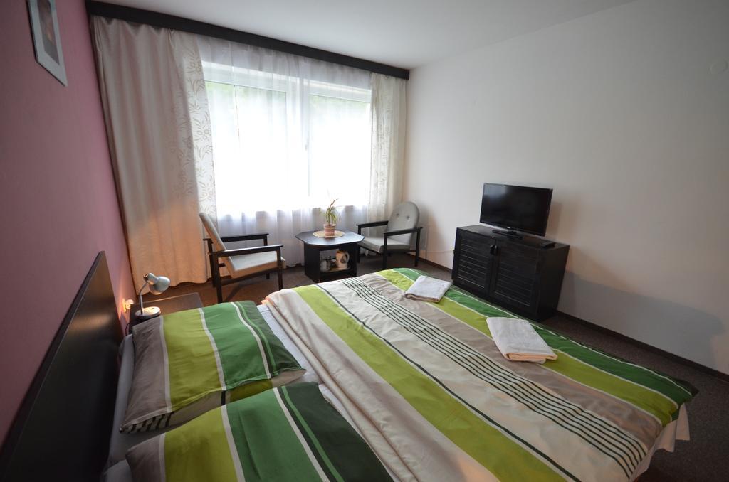 On Air Hotel Ostopovice Luaran gambar